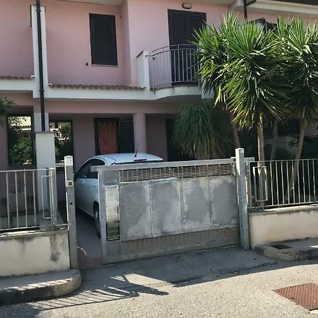 Martina Villa Acquedolci